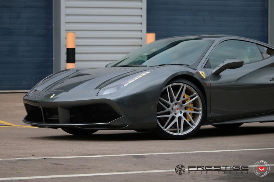 Детали экстерьера Ferrari 488 GTB on Vossen Wheels (VPS-314T) 2017 года  (фото 2 из 25)